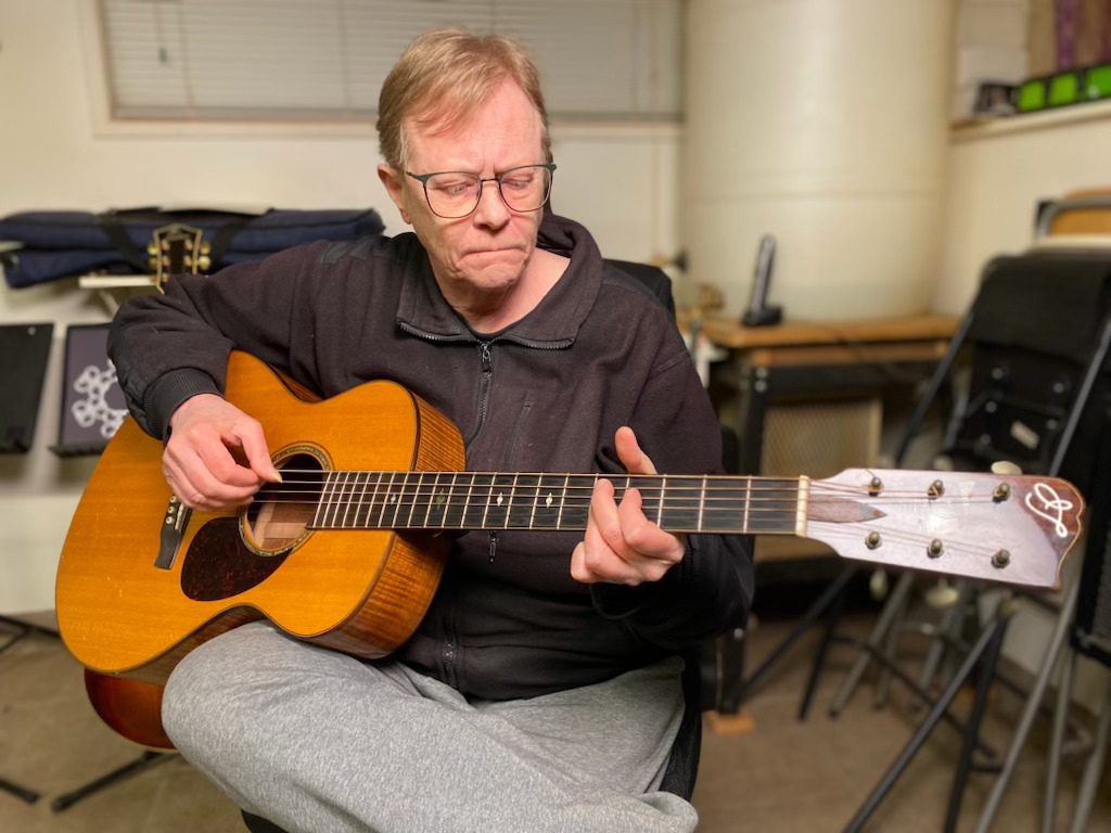Calgary guitar maker Judy Threet