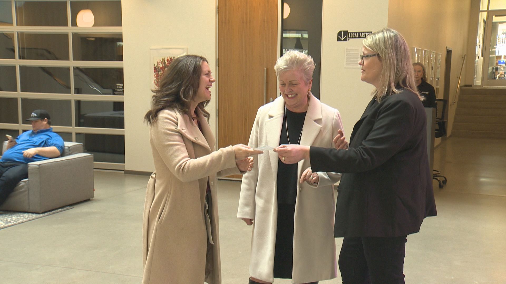 Жените надигат гласове за да се вдъхновяват една друга преди