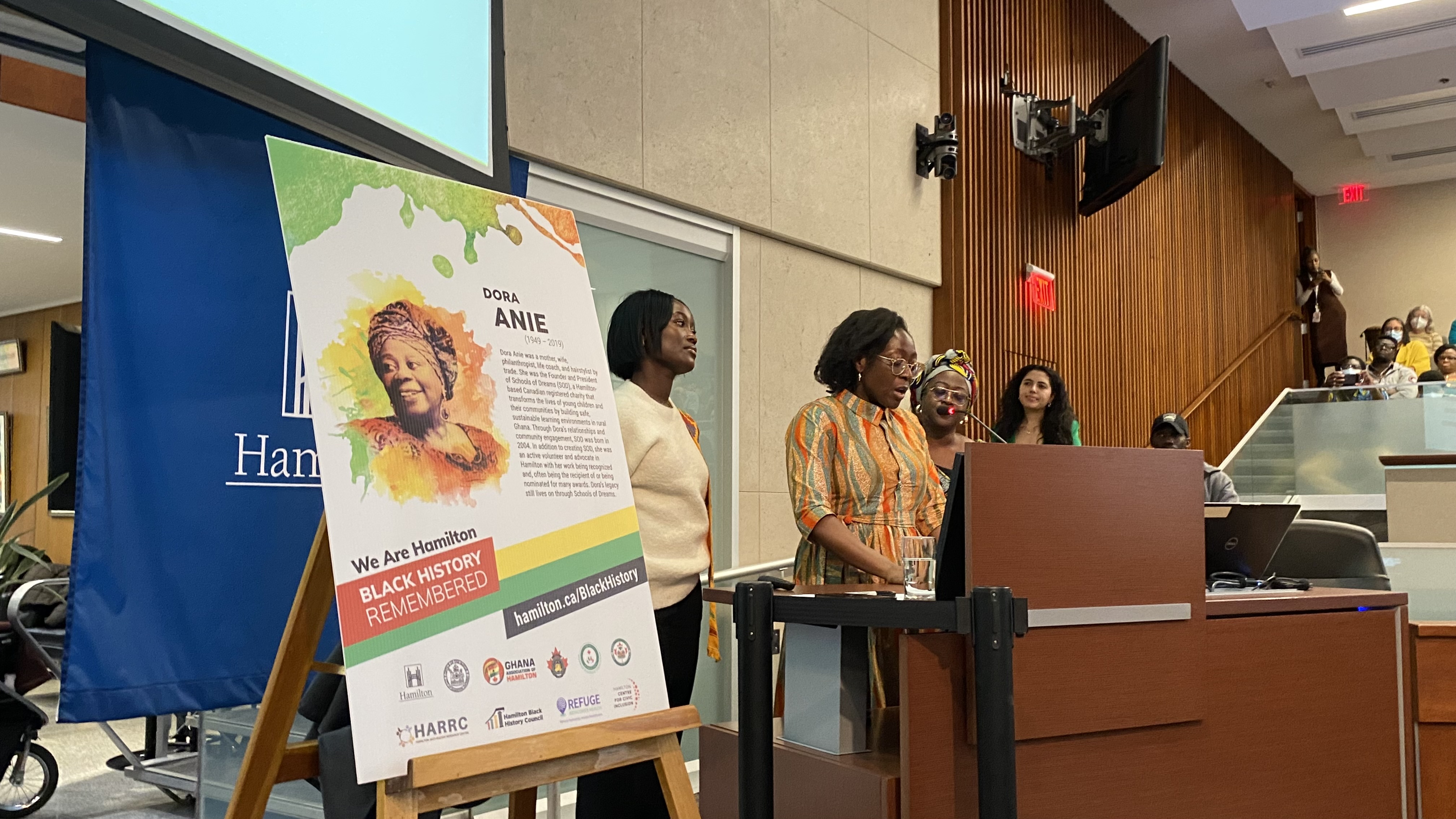 Финлантроп в челните редици на организация с нестопанска цел създаваща