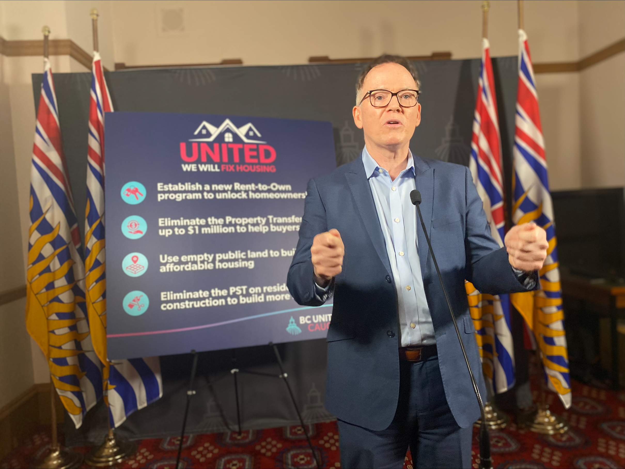 След като до следващите избори в провинция Британска Колумбия остават