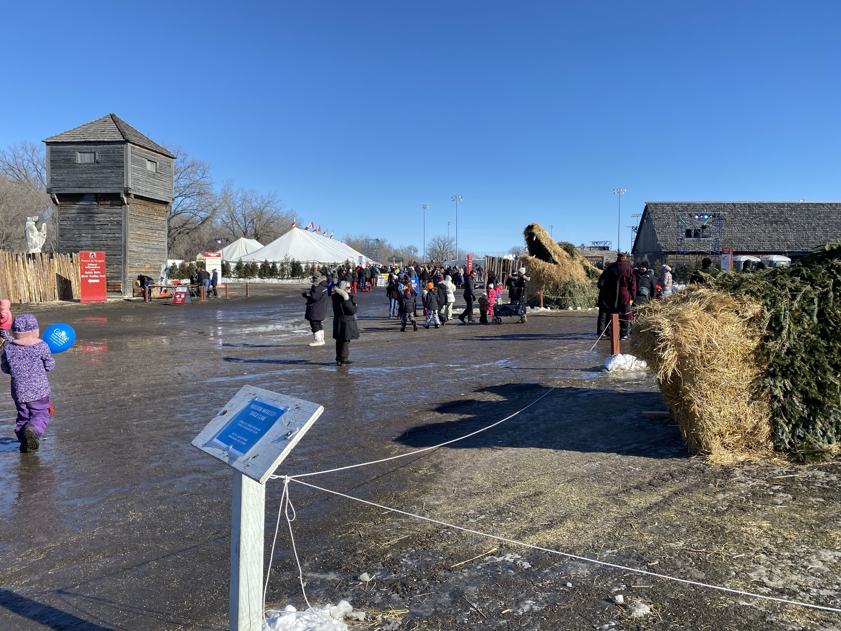 Winnipeggers се събраха на Festival du Voyageur за да отпразнуват