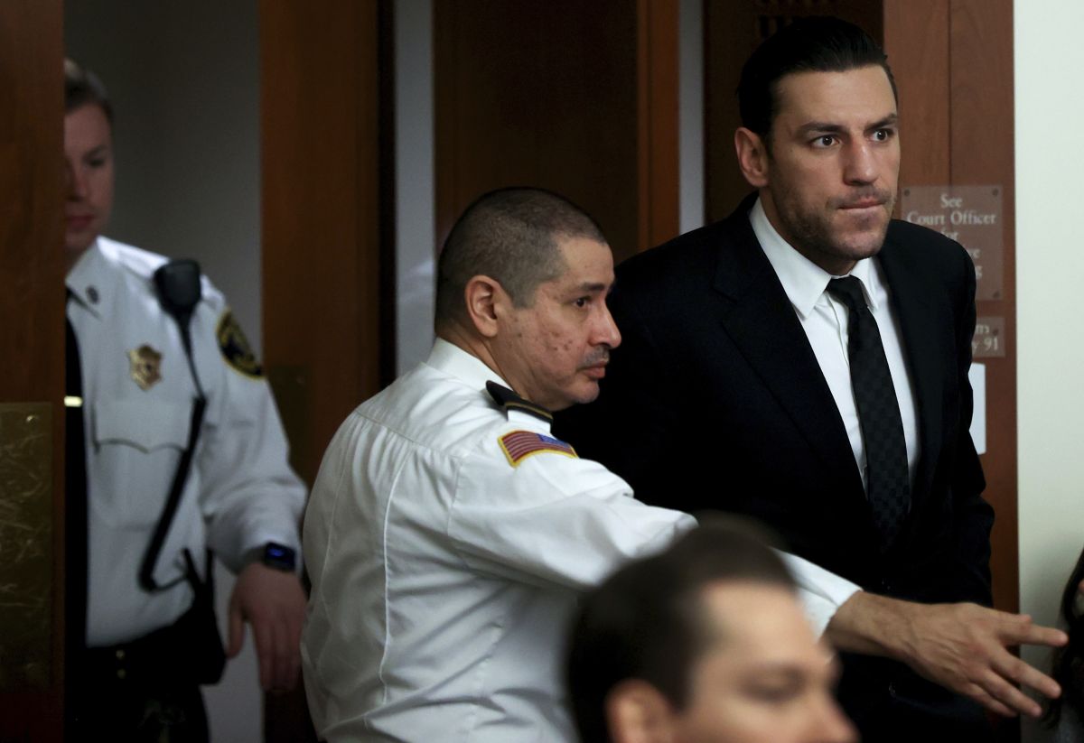 Прокурорите оттеглиха обвинението за домашно насилие срещу нападателя на Бостън