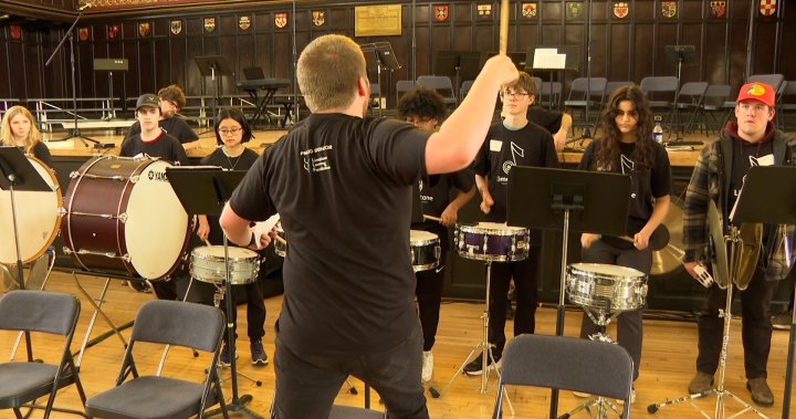 Учениците от гимназията удрят всяка нота по време на Limestone Music Celebration