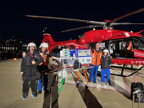 STARS направи своя първи по рода си хеликоптерен неонатален транспорт