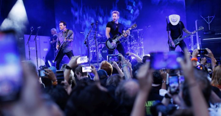 Nickelback отива на кино Канадските рокери които ги обичат или мразят