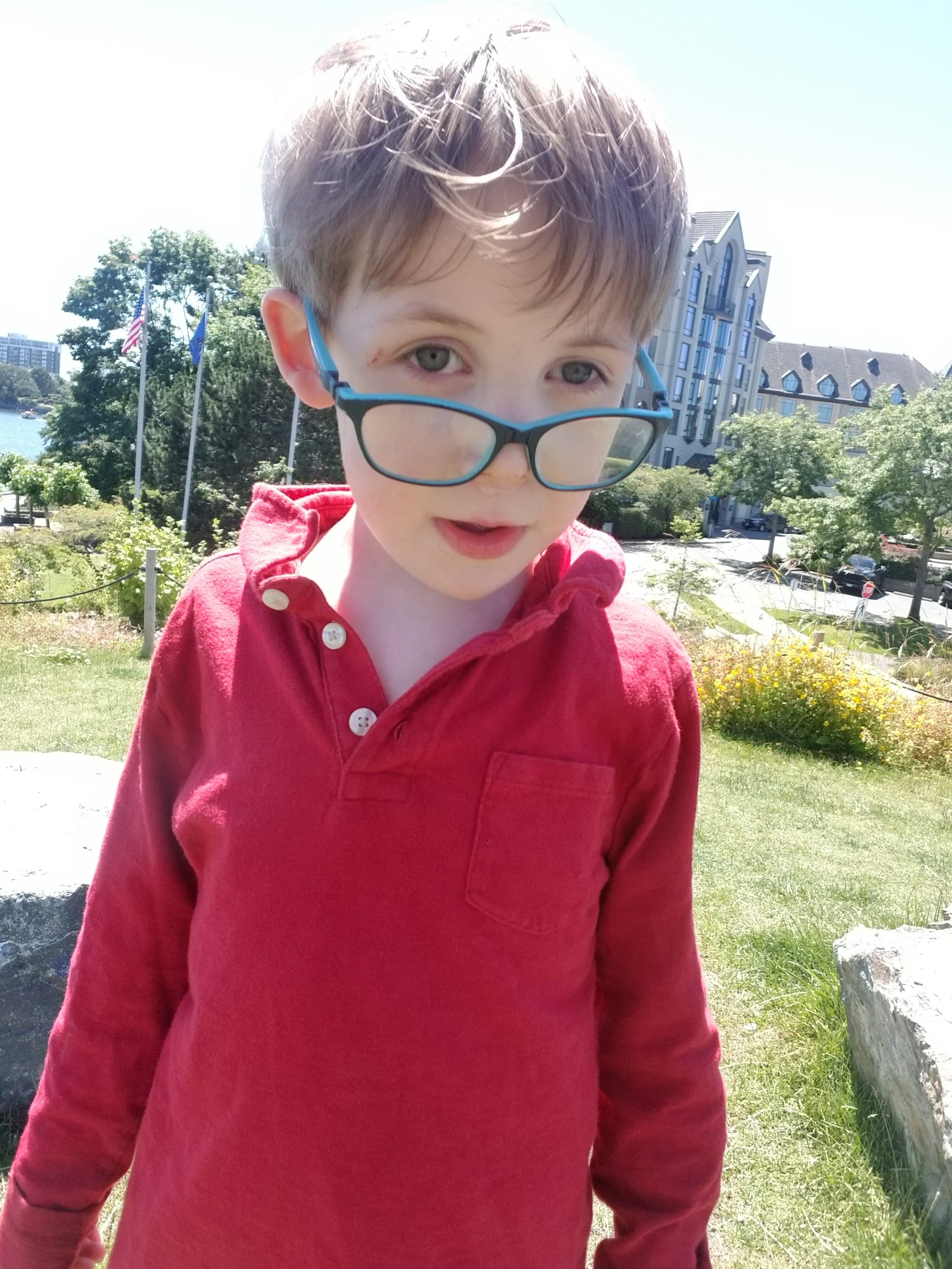 В ход е разследване след като шестгодишно момченце Виктория се