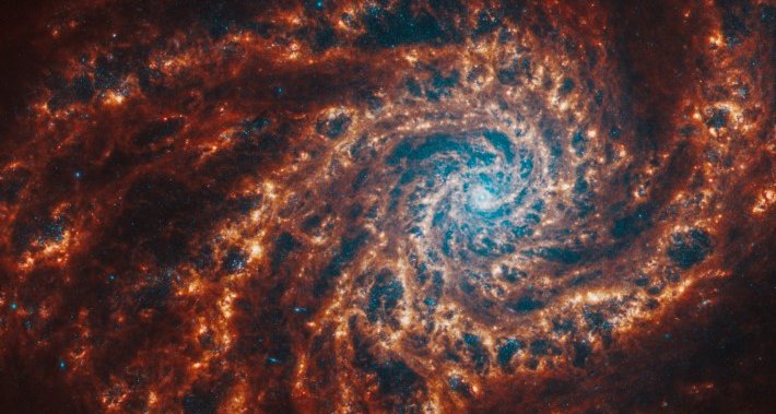 Телескопът Джеймс Уеб засне 19 „умопомрачителни“ изображения на спирални галактики