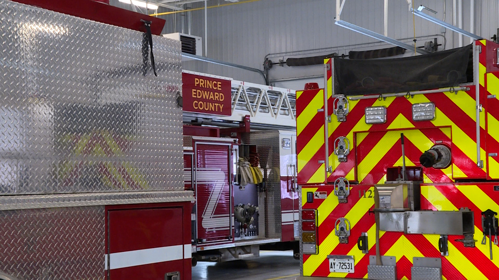 Длъжностни лица казват че пожар в къща в Пиктън Онтарио