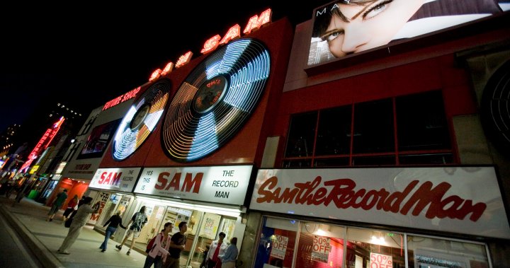Спомняйки си за Sam the Record Man, тъй като последният магазин затваря