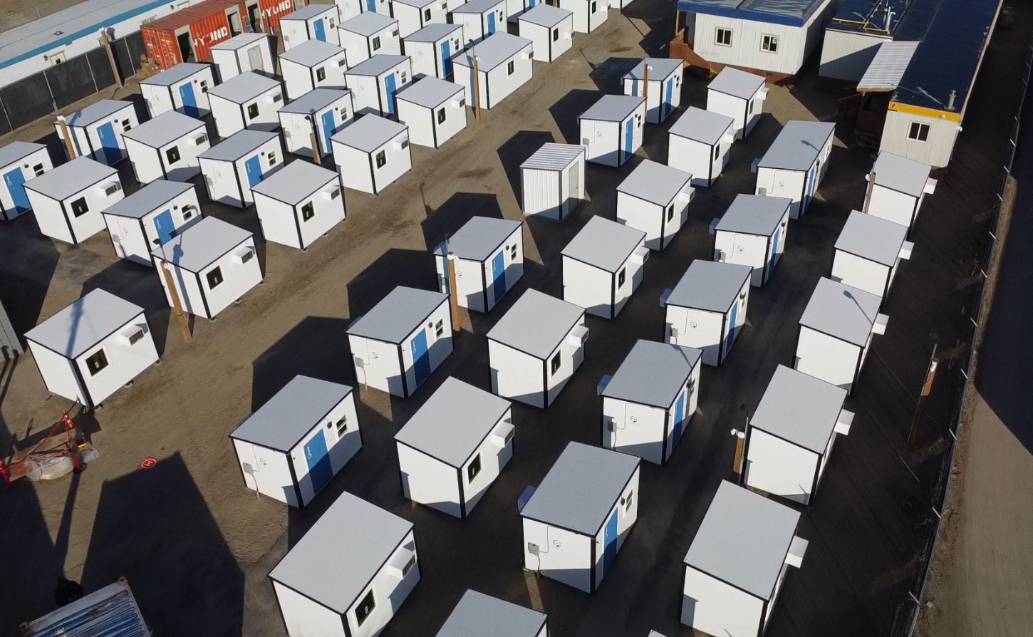 Плановете за трансформиране на парцел земя в малка общност за