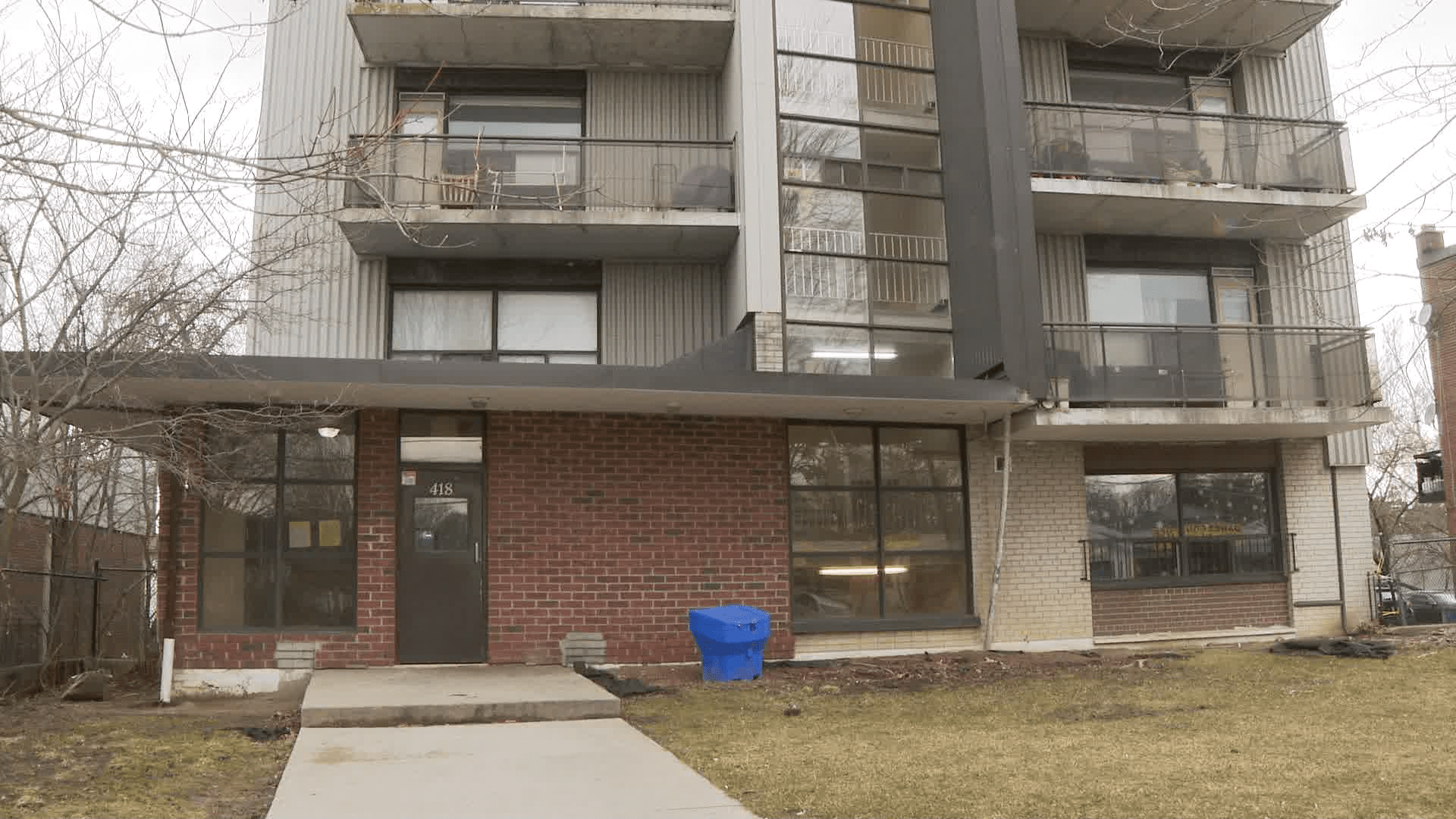 'We're stuck': Only elevator in Toronto apartment building broken for days - Toronto - Vimarsana News