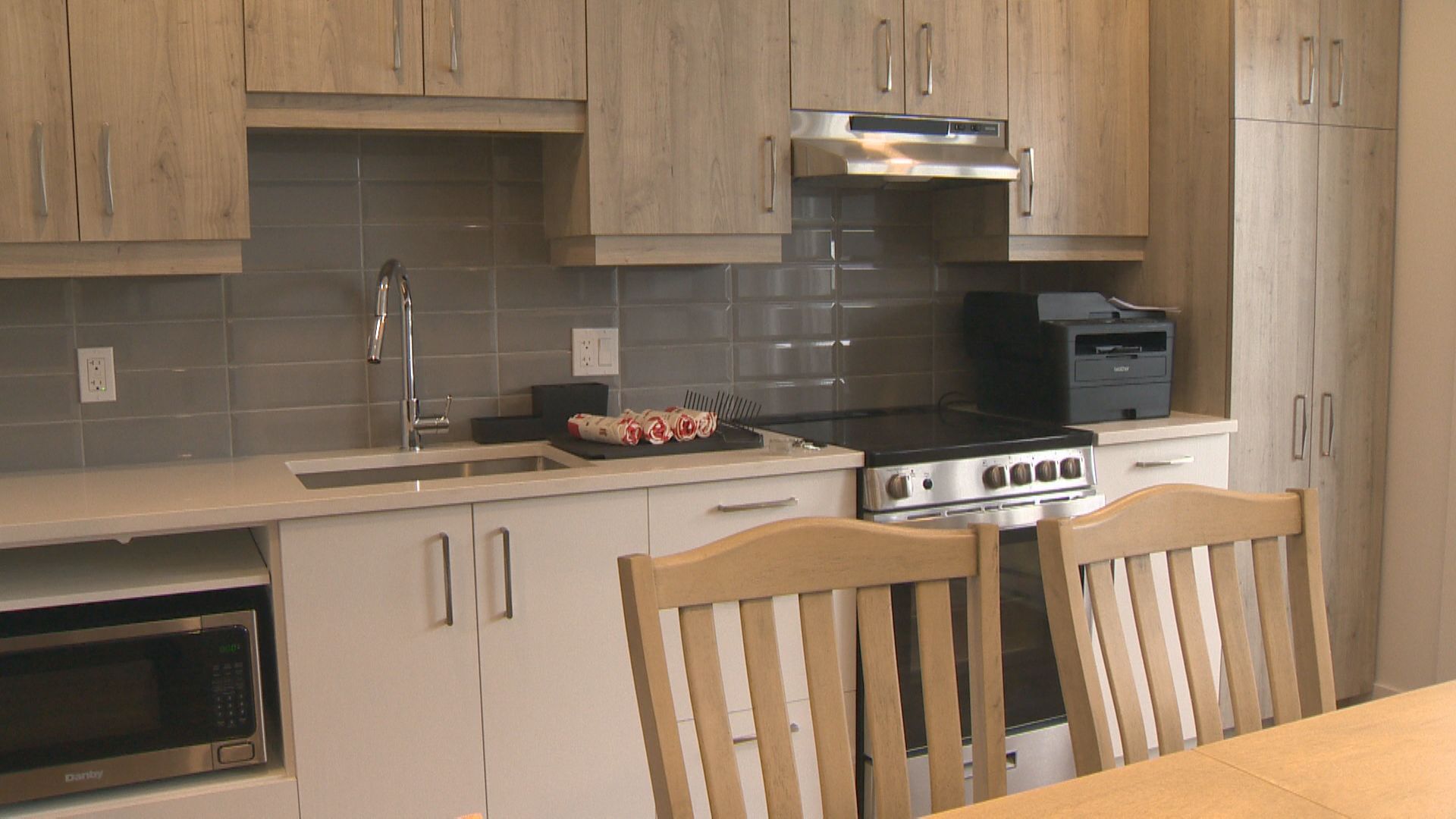 New housing unit for women escaping violent partners opens in Montreal’s east end