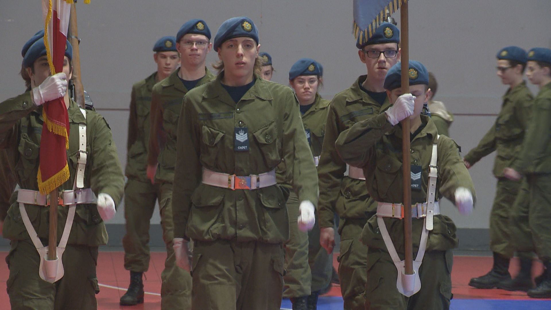 Програмата за въздушни кадети в Западна Келоуна набира служители и