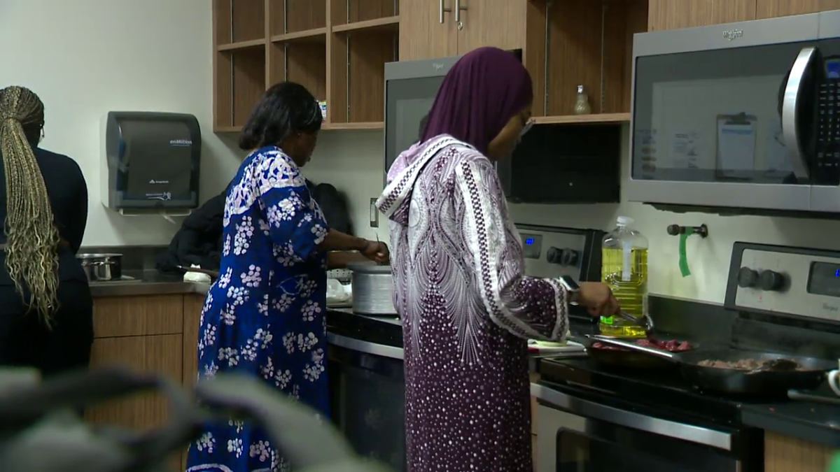 Edmonton's Africa Centre hosted "Cooking With Elders," bringing seniors and youth together to share and learn about various cooking traditions within African descent community.