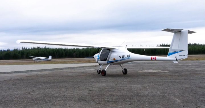 пр.н.е. компания, използваща първия електрически самолет в провинцията за обучение