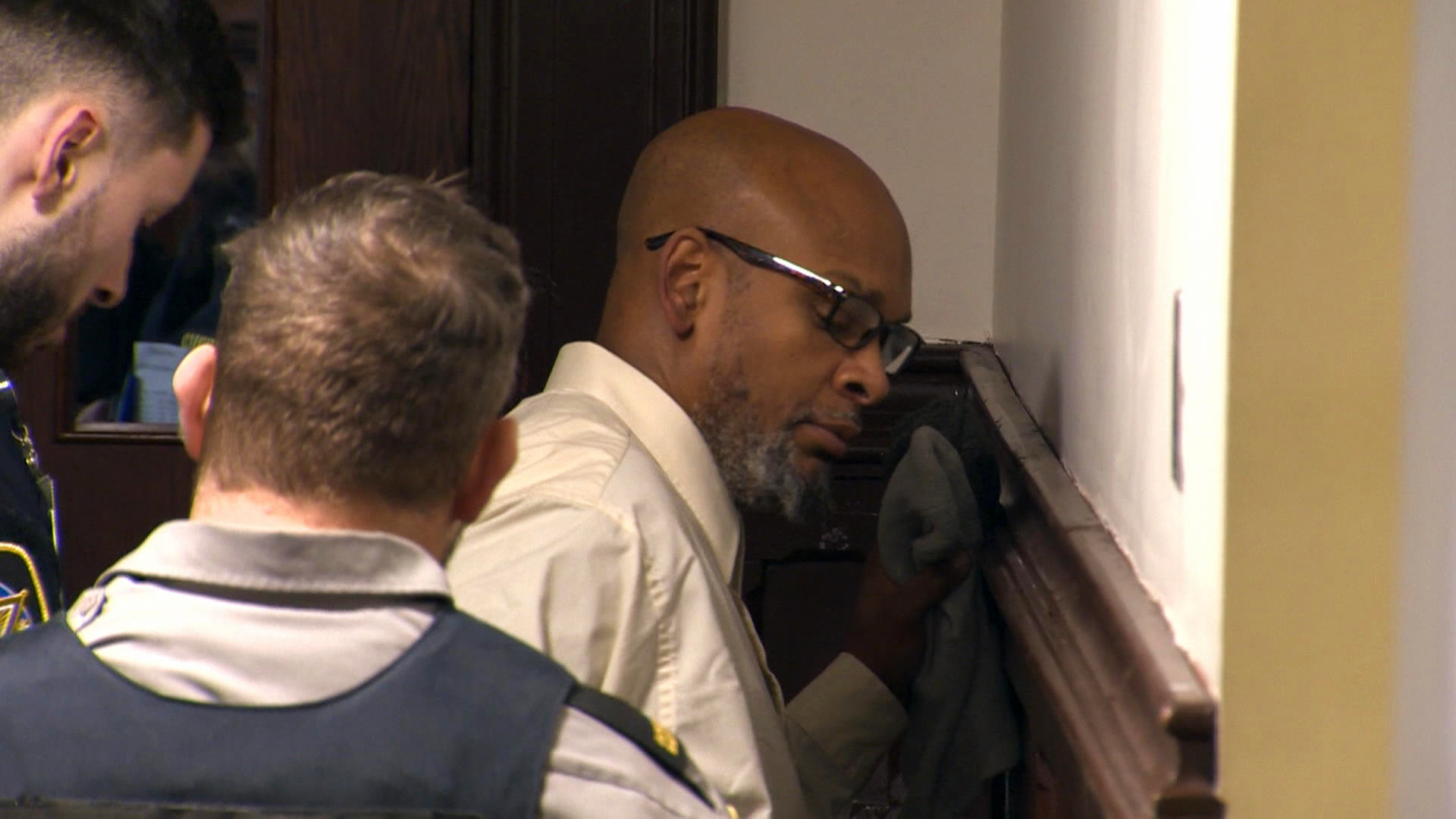 Мъж обвинен в нападение на три жени в Халифакс по рано