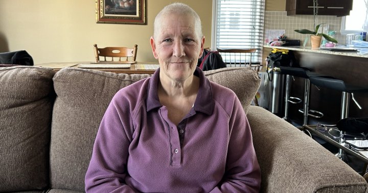 „Как ще оцелея?“: Тъй като парите свършват, пациентка с рак на гърдата е измъчвана от тревоги