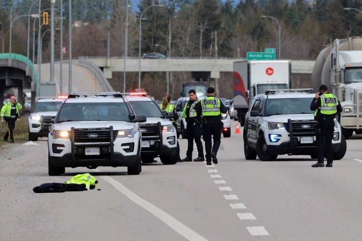 Officer struck on Highway 91 in Delta, suspect driver flees scene