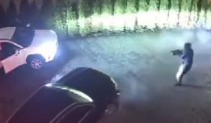 Ужасяващо видео на Уайт Рок Британска Колумбия стрелба с мощни