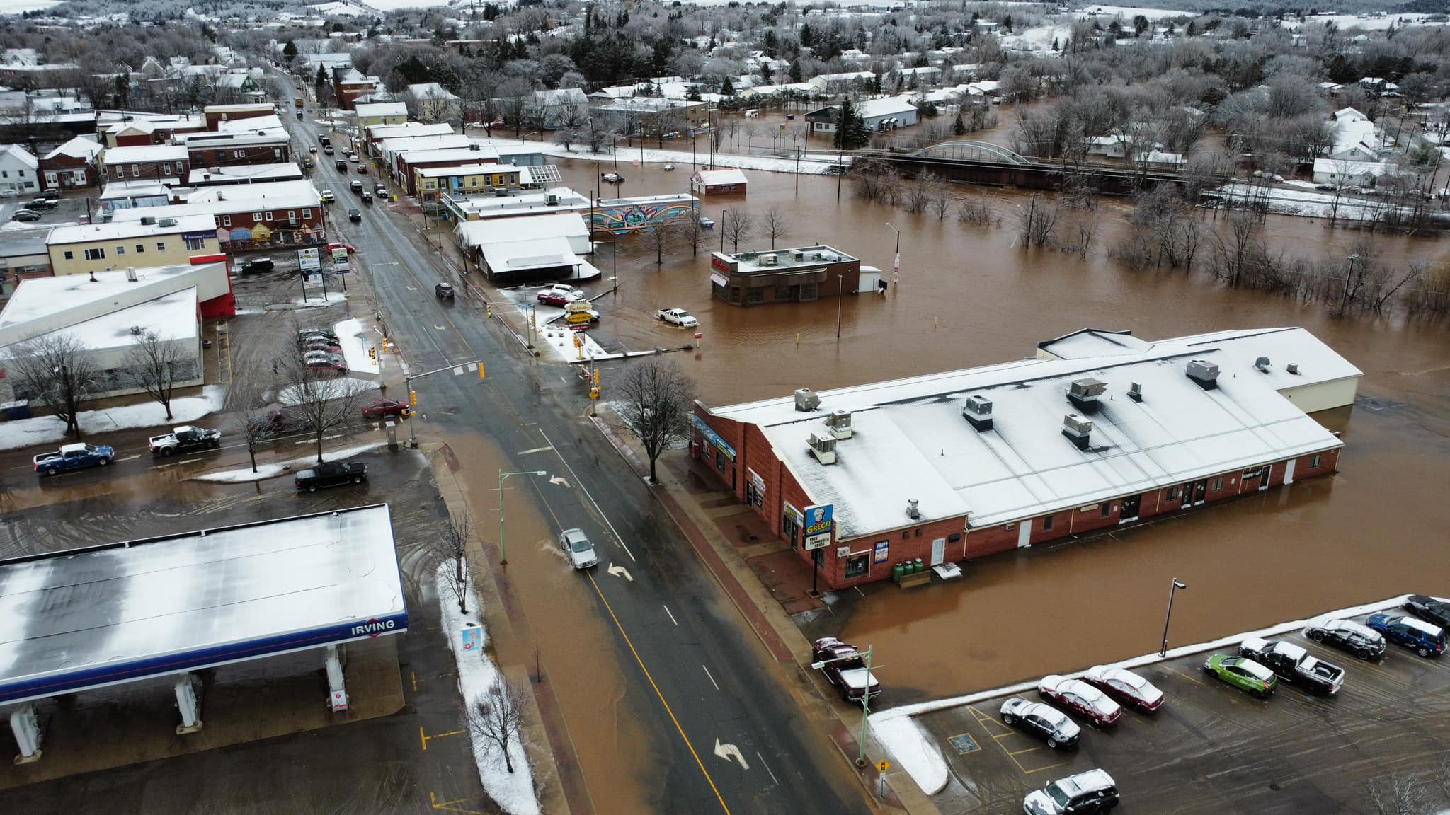 ‘Devastating’ floods leads to evacuations, street closures in Sussex, N.B.