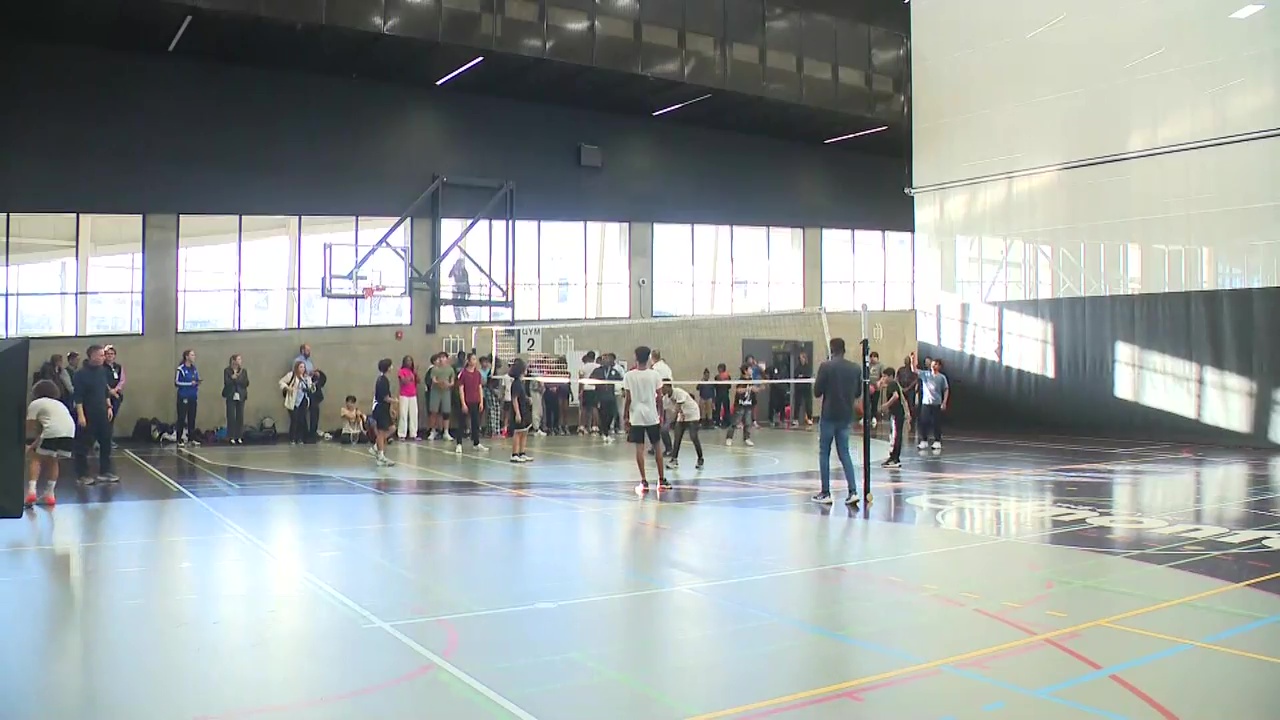 Град Едмънтън празнува успеха на програма която предлага безплатни програми