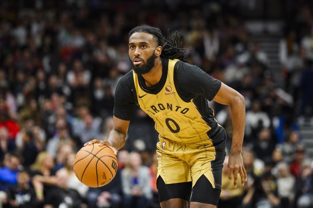 ТОРОНТО – Гард Джейвон Фрийман Либърти преобразува сделката си с Торонто