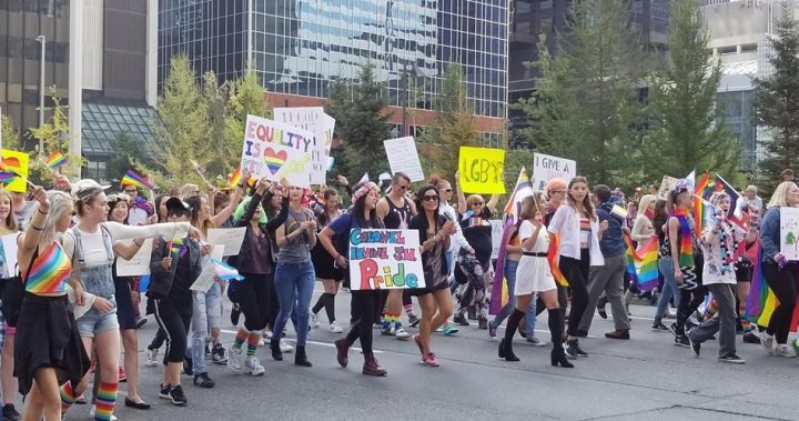 Група представляваща 14 ЛГБТК групи в Алберта официално забрани премиера