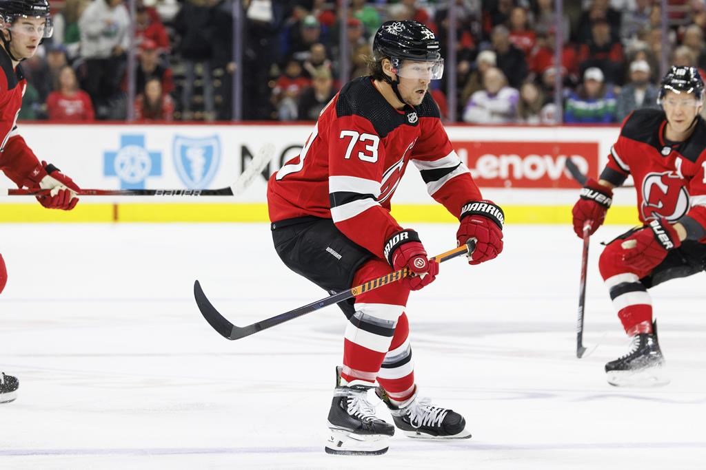 Тайлър Тофоли рискува с хокейното си бъдеще и одобрява новия