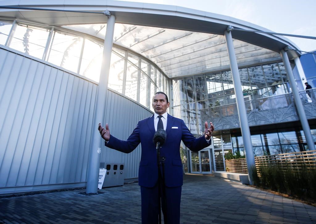 Премиерът на Манитоба Wab Kinew каза във вторник че обмисля