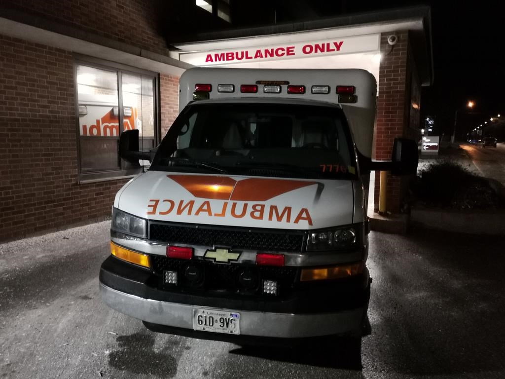 Онтарио удължава програма, която помага на селските и северните болници да