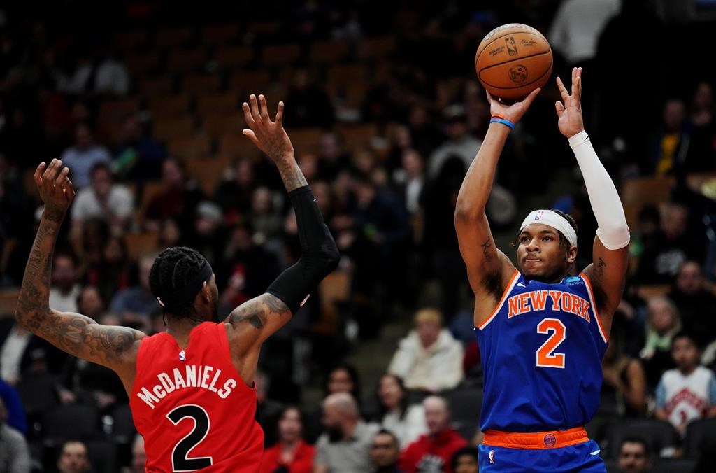 McBride helps Knicks cruise past Raptors 145-101