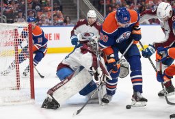 Continue reading: Edmonton Oilers lose to Avs in last second of overtime