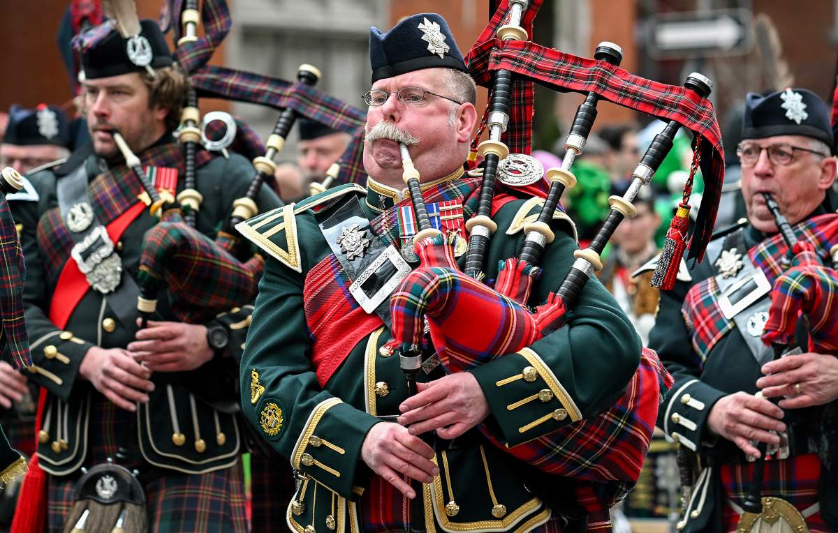 Bagpipers play during the St. Patrick’s Day parade in Montreal, Sunday, March 17, 2024. THE CANADIAN PRESS/Graham Hughes