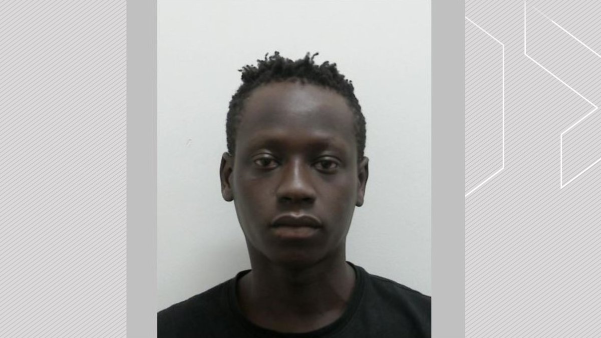 Lowingali is described as 5’6” tall, 120 pounds, with a slim build, black hair and brown eyes.