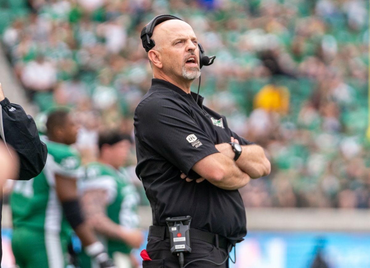 Calgary Stampeders add Craig Dickenson to football club as senior consultant