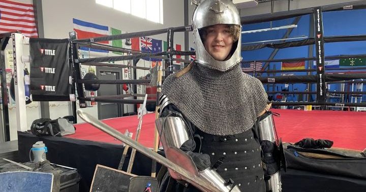Тийнейджър от района на Калгари отива на „наистина страхотно“ световно първенство по средновековни битки