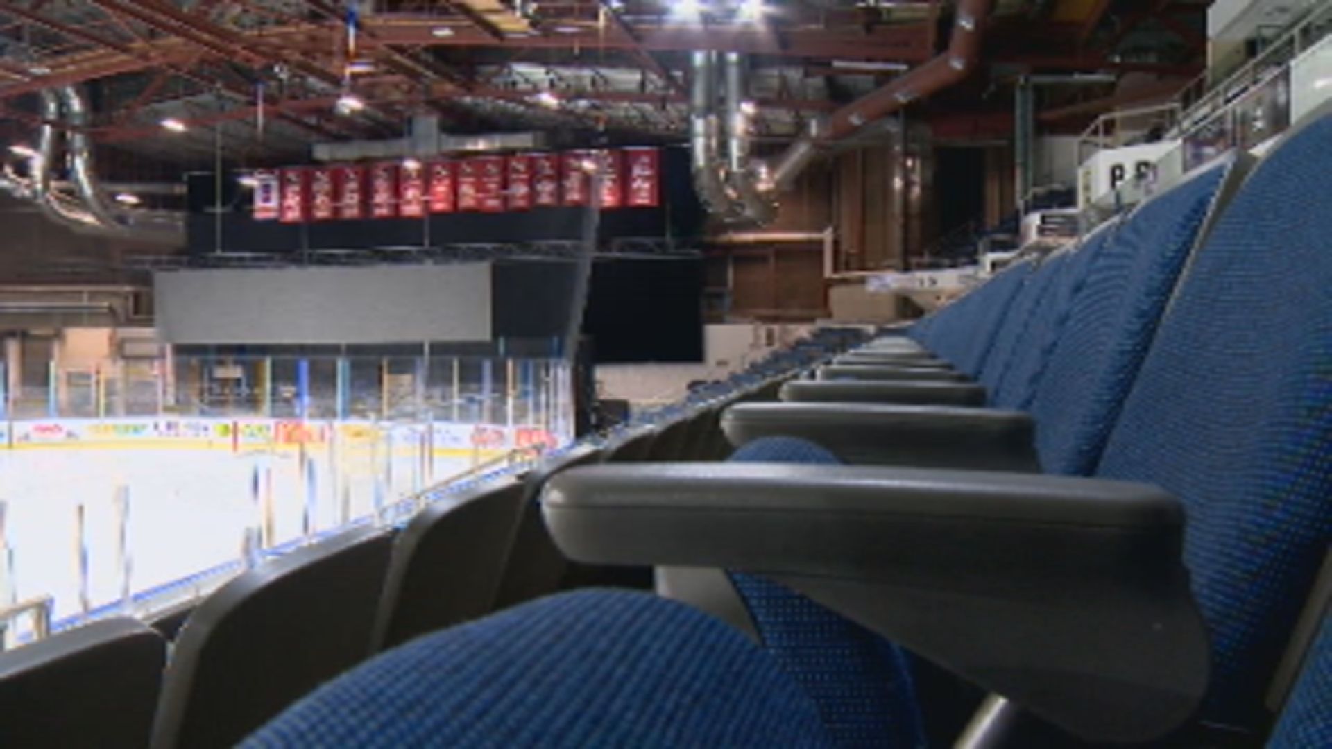 Докато Летбридж обмисля какво да прави със застаряващия Enmax Center