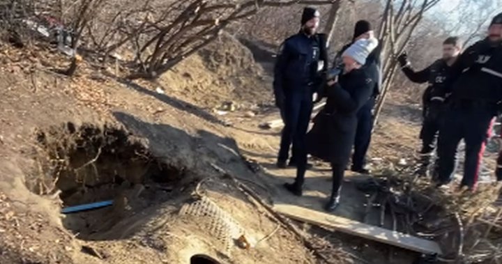 „Опасна“ пещера, открита в долината на река Едмънтън, беше нарочно изкопана за подслон: полиция