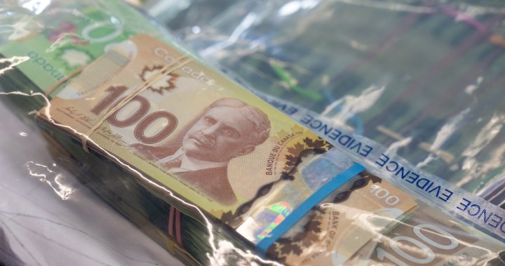 Канадският отдел за финансово разузнаване изключи някои от системите си