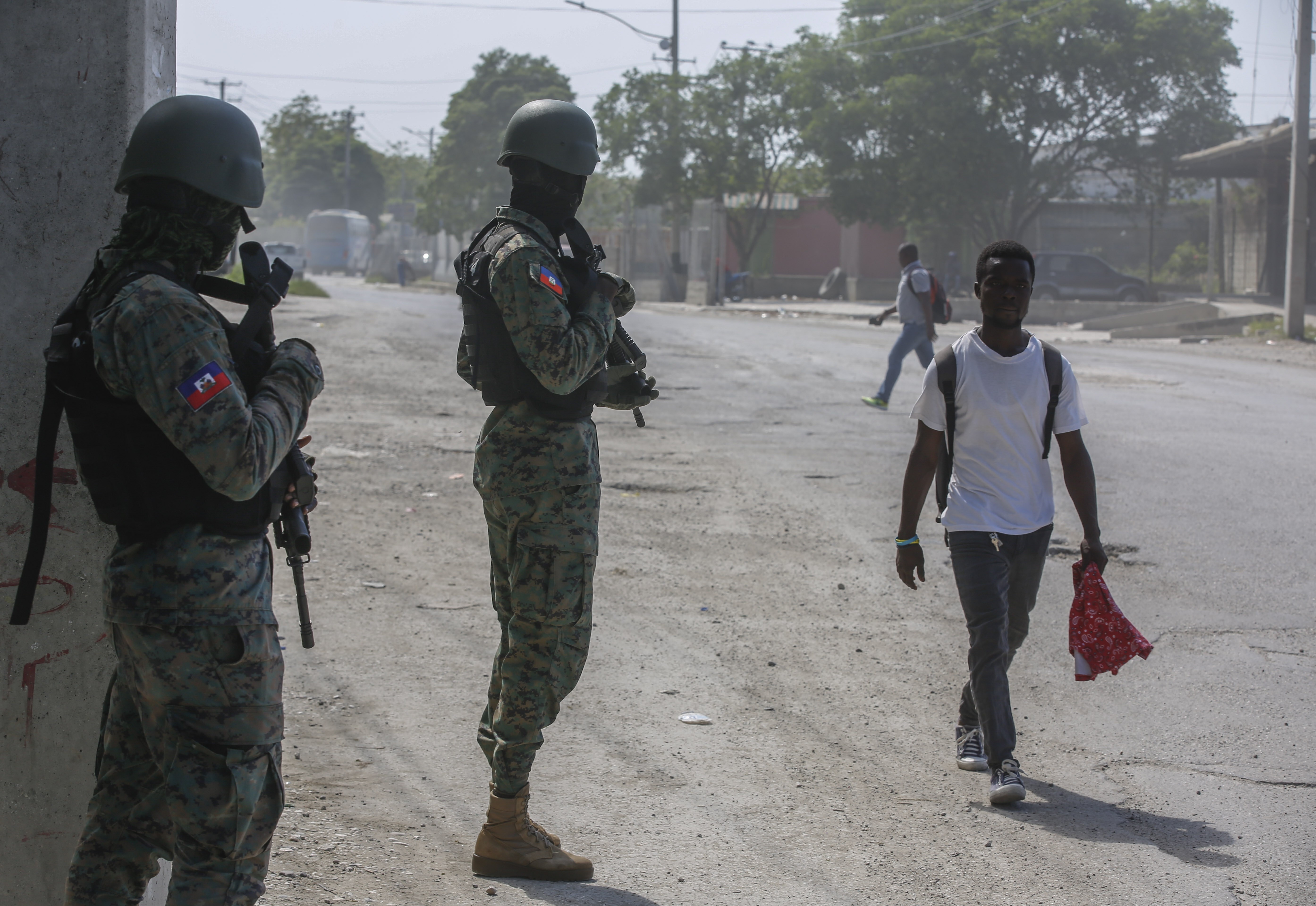 Canadian military aiding embassy in Haiti includes elite unit: sources