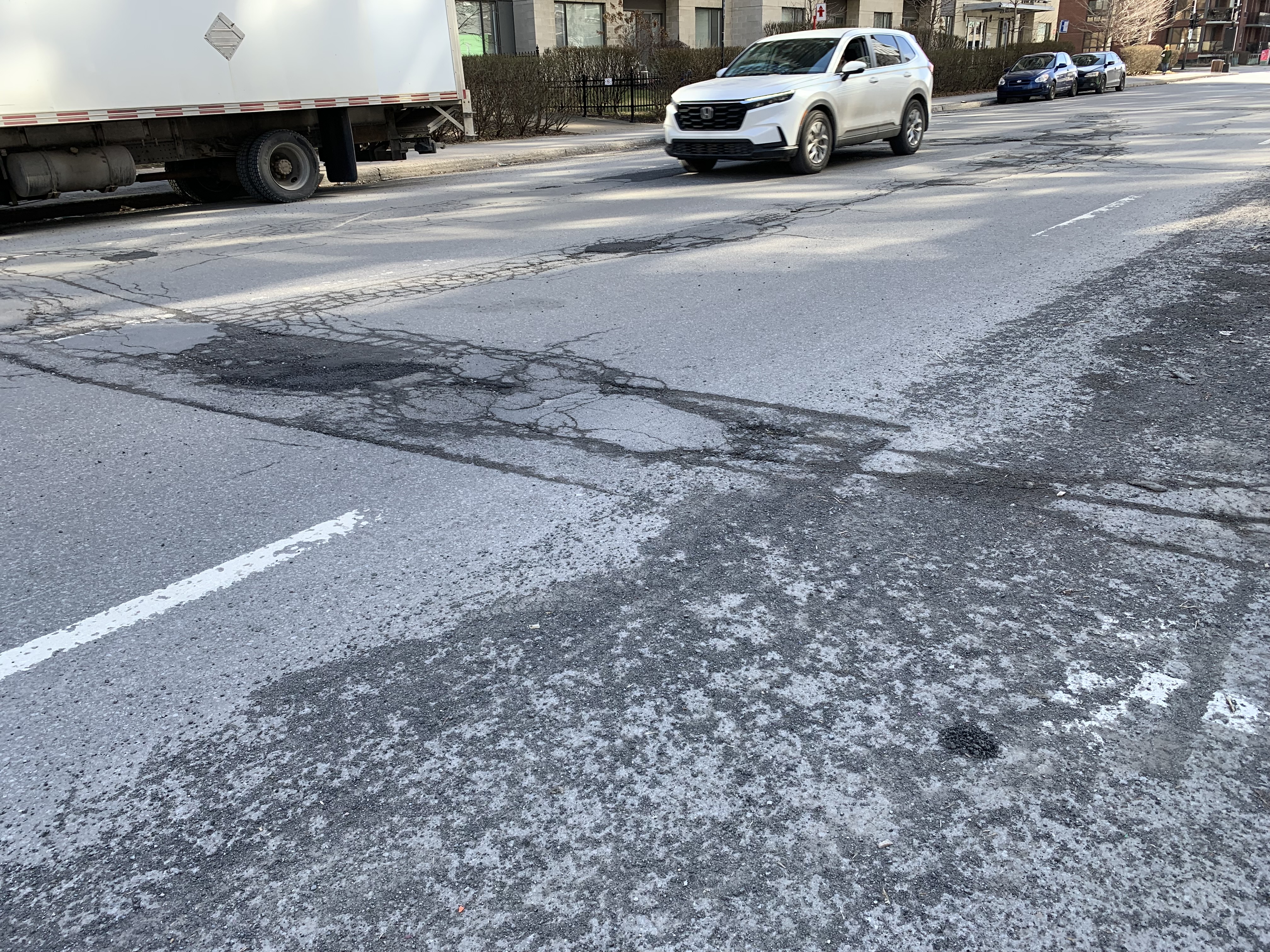 Half a billion dollars to be spent on Montreal road repairs this year, officials say