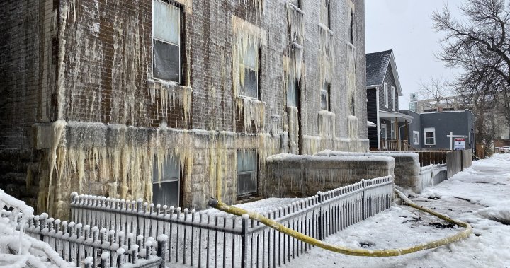 Наематели на апартаменти на улица Торонто, изселени след пожар