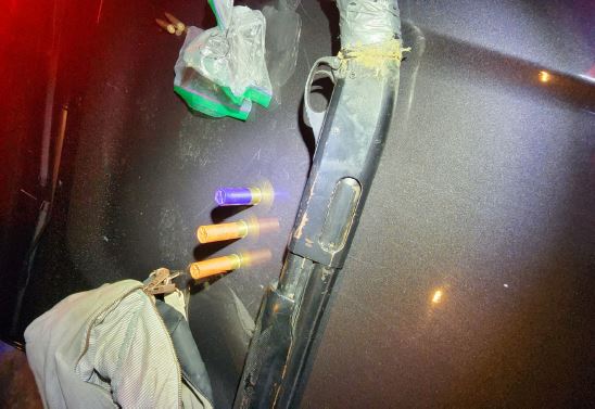 RCMP seized a loaded sawed off shotgun and drugs from a vehicle in Innisfail Tuesday.