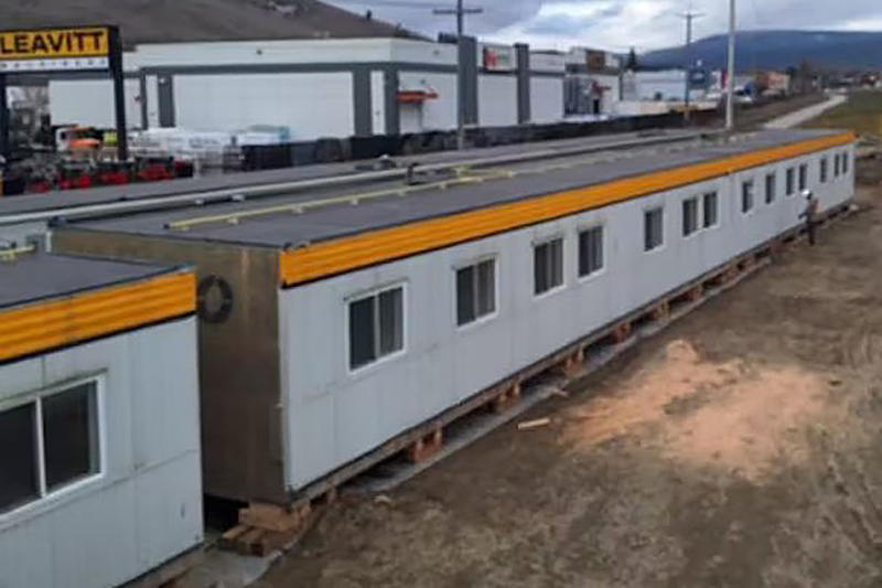 Modular units arrive for transitional housing site in Kelowna