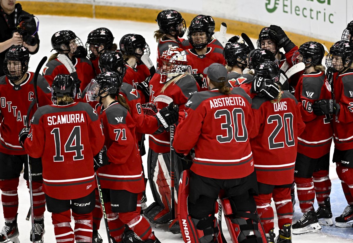 PWHL Ottawa surround goaltender Emerance Maschmeyer (38) after their win against Toronto after third period PWHL hockey action in Ottawa, on Saturday, March 23, 2024.