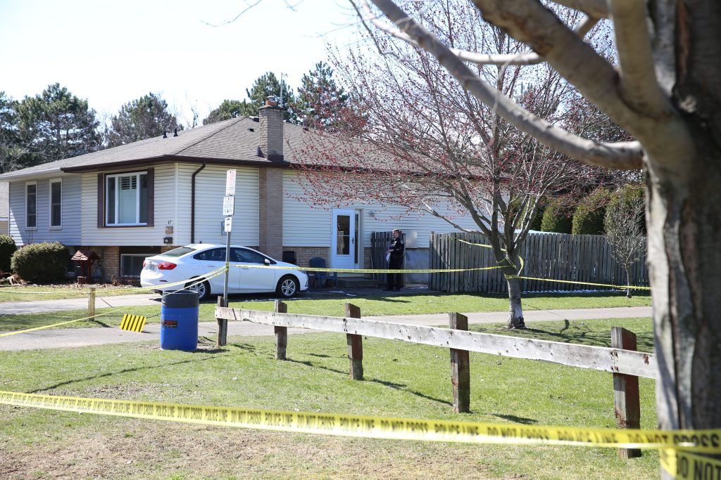 Niagara police investigating after 2 found dead in St. Catharines home - image