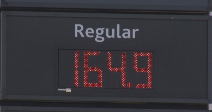 Цените на газа в B.C. Предвижда се вътрешността да поскъпне с 10 цента на литър
