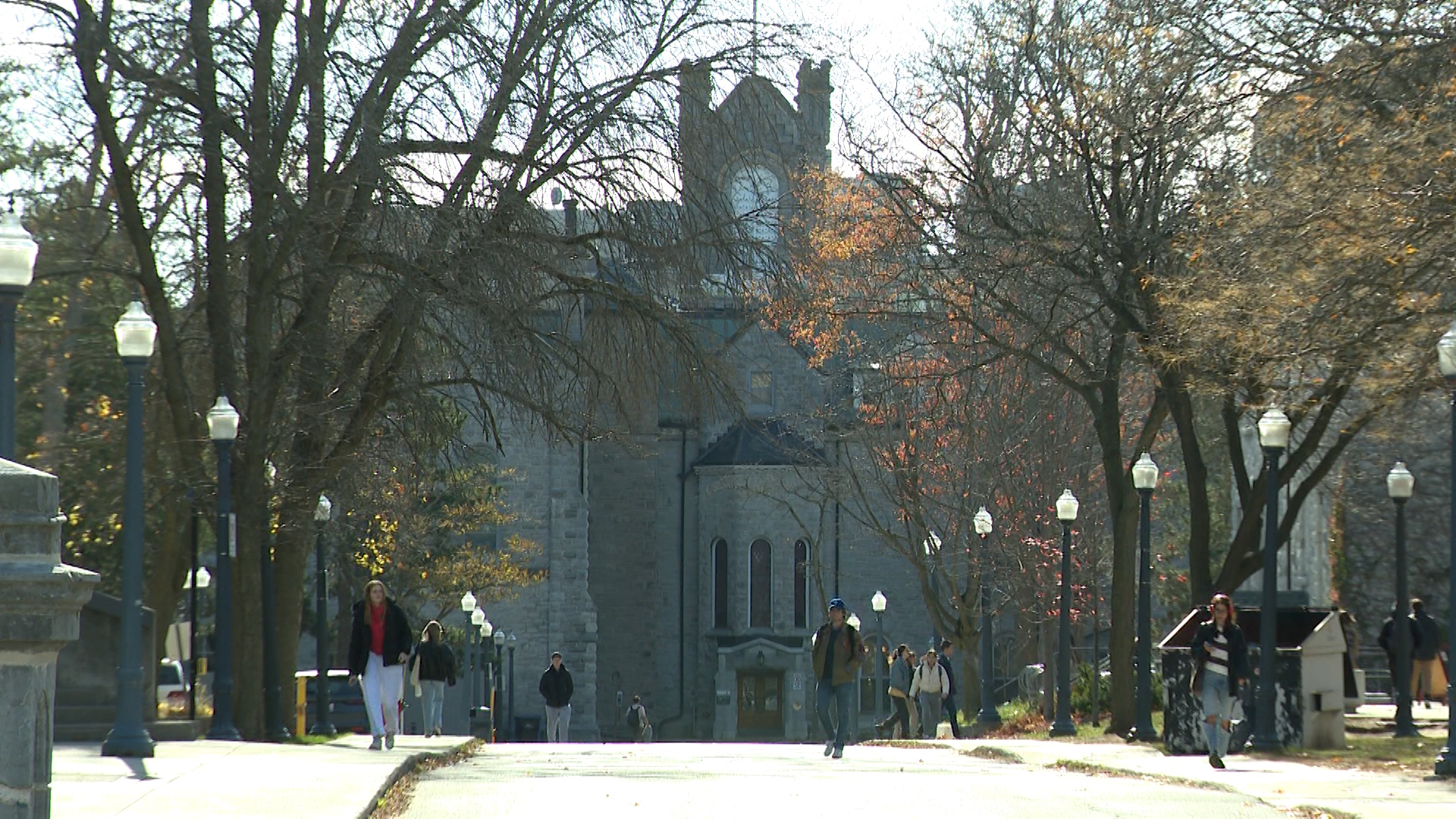 На пръв поглед бюджетът на провинцията представен във вторник изглежда