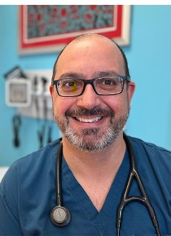 Д р Хосе Фансоа е назначен за първия главен медицински служител