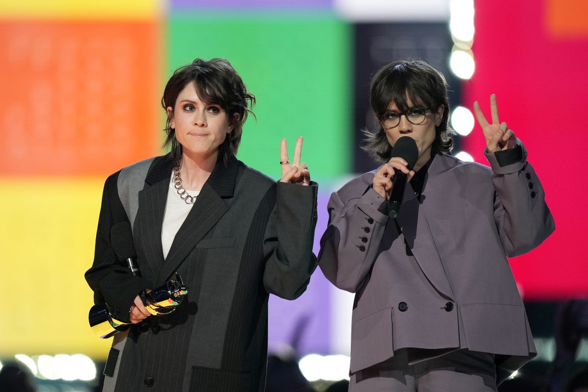Tegan and Sara accept the humanitarian award at the Juno awards, in Halifax, Sunday, March 24, 2024.